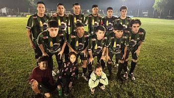 Platense Porvenir de Reconquista, líder momentáneo de la Liga Reconquistense de Fútbol. Foto: Maximiliano Ruiz Díaz. Platense Porvenir de Reconquista, líder momentáneo de la Liga Reconquistense de Fútbol. Foto: Maximiliano Ruiz Díaz.
