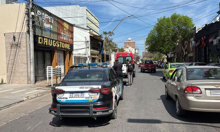 Un motociclista derrapó este miércoles por la siesta en Santa Fe. Un motociclista derrapó este miércoles por la siesta en Santa Fe.
