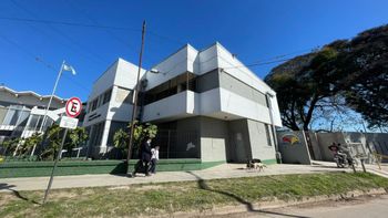 Santa Fe: un alumno menor de edad llevó un arma de fuego a una escuela secundaria