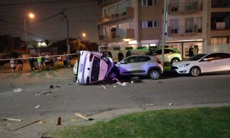 Mar del Plata: iba a casi 200 kilómetros por hora y mató a dos motociclistas Mar del Plata: iba a casi 200 kilómetros por hora y mató a dos motociclistas