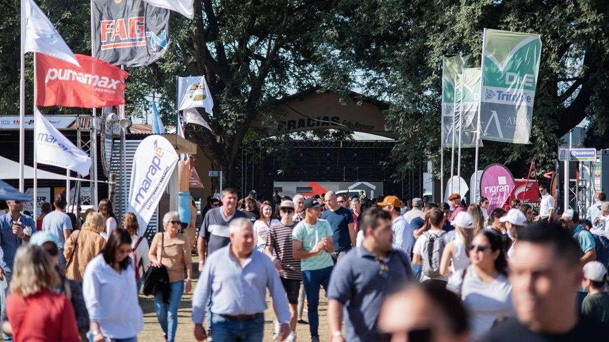 La tradicional muestra del campo y la industria que se hace en San Justo se desarrollará entre el 19 y el 22 de agosto. La tradicional muestra del campo y la industria que se hace en San Justo se desarrollará entre el 19 y el 22 de agosto.