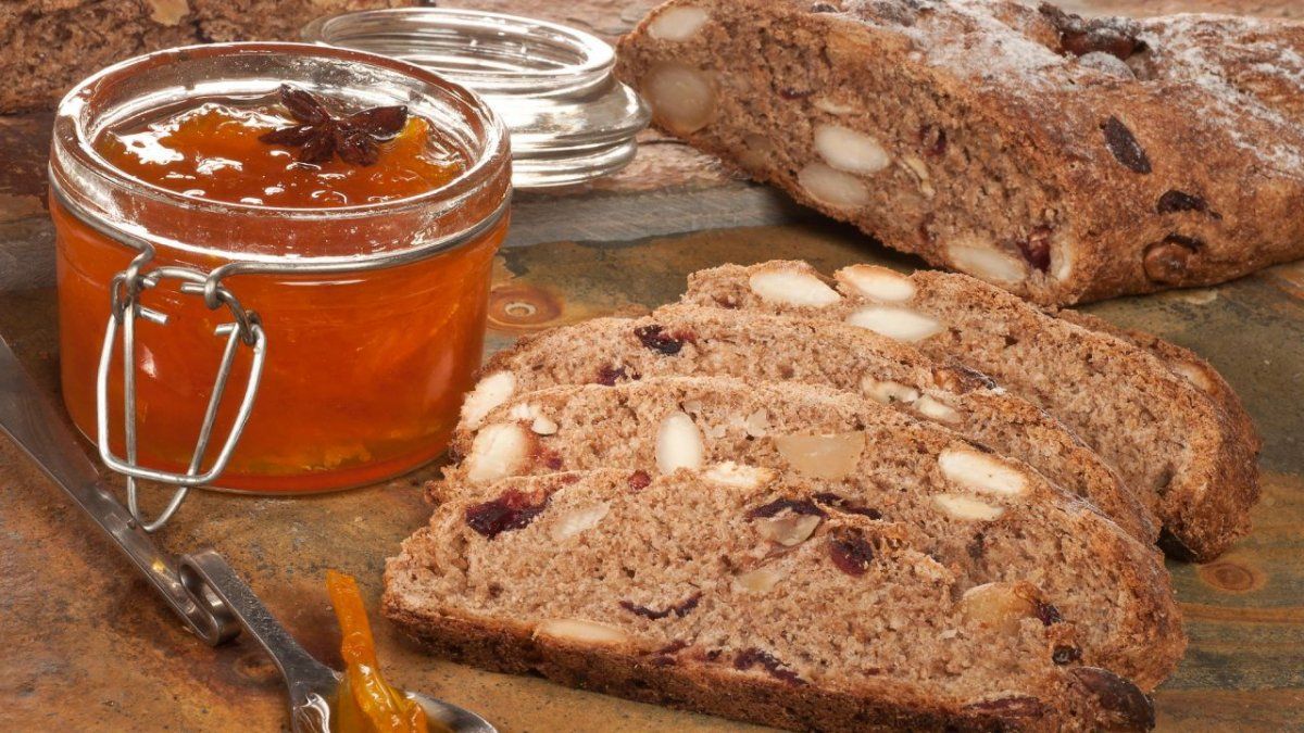 Cómo preparar pan de miel y frutos secos