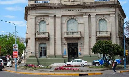 La conducción de Unidad Regional V de Rafaela fue intervenida por el gobierno y, en las últimas semanas, estuvo a cargo de Jorgelina Aguirre. La conducción de Unidad Regional V de Rafaela fue intervenida por el gobierno y, en las últimas semanas, estuvo a cargo de Jorgelina Aguirre.