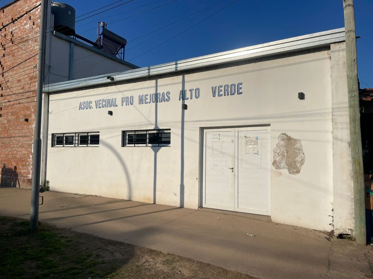 Vecinos de Alto Verde piden mejora de las calles del barrio. Vecinos de Alto Verde piden mejora de las calles del barrio.