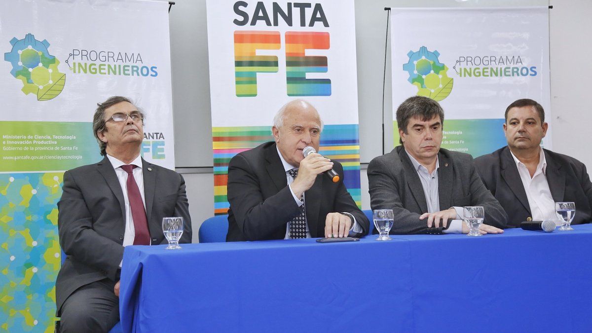 El gobierno provincial lanzó el Programa Ingenieros