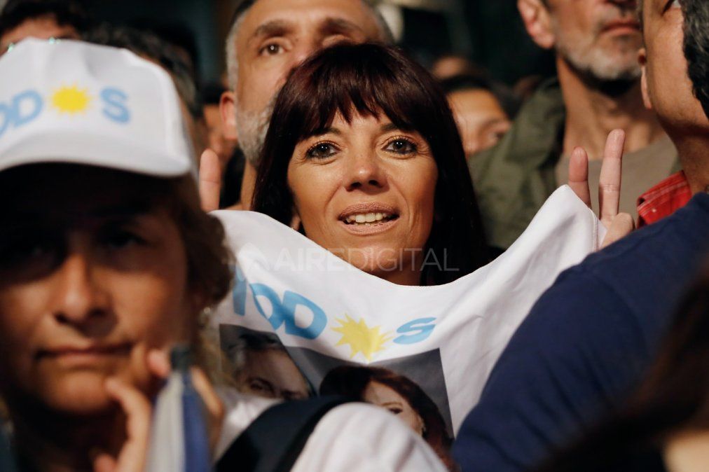 Así se vivió el triunfo electoral en el búnker del Frente de Todos en Buenos Aires