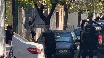 El tirador fue arrestado en 2022, cuando paseaba por la vereda de su casa con una carabina.&nbsp;