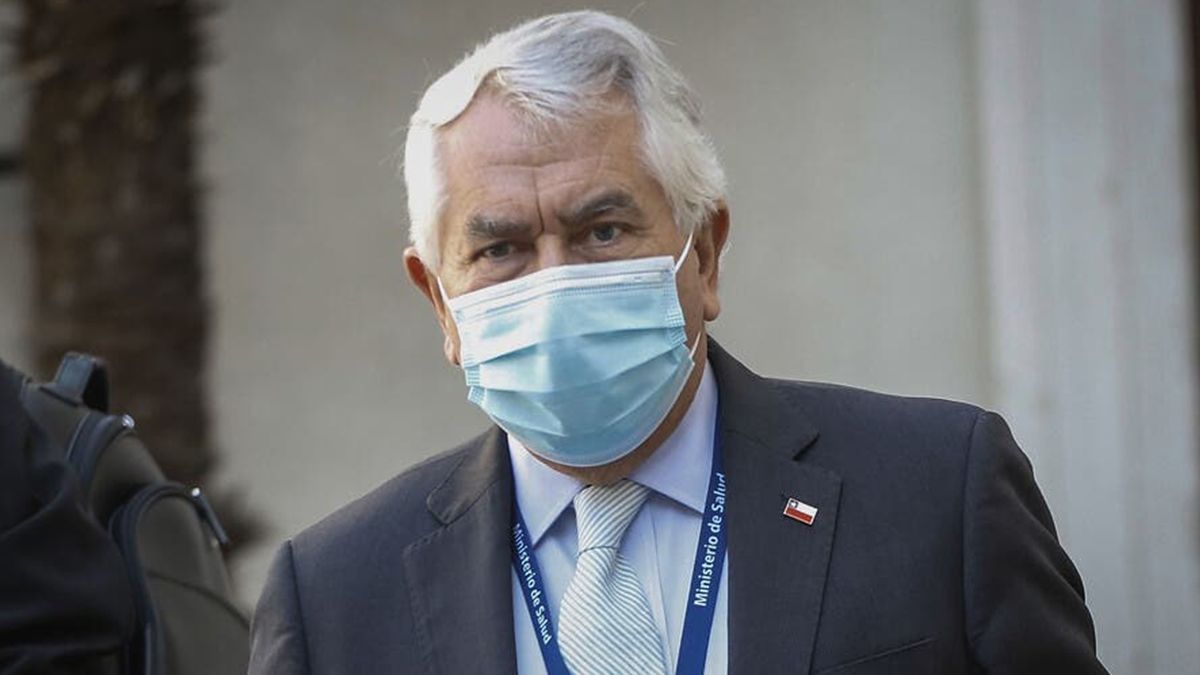 Paris y su jefe de Gabinete participaron de una fiesta el 28 de mayo en el Ministerio de Salud en la que habían más de 30 personas