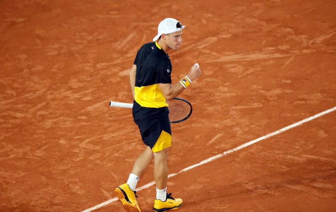 Diego Schwartzman derrotó al italiano Giustino y avanzó a tercera ronda de Roland Garros.