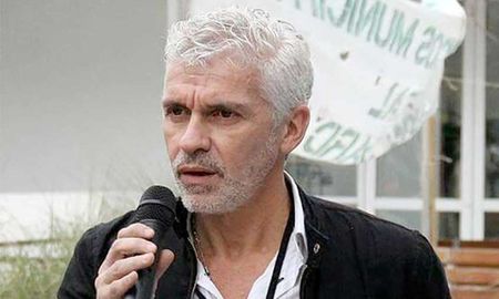El médico pediatra del Hospital Garrahan, Oscar Trotta, advirtió este martes que se está abriendo una tercera sala de internación. El médico pediatra del Hospital Garrahan, Oscar Trotta, advirtió este martes que se está abriendo una tercera sala de internación.