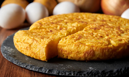 Tortilla de papas en microondas: la receta rápida y deliciosa para disfrutar en familia Tortilla de papas en microondas: la receta rápida y deliciosa para disfrutar en familia
