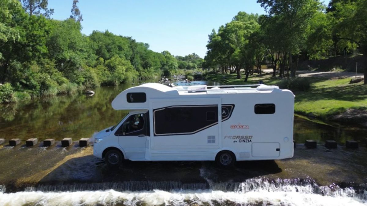 El turismo sobre ruedas creció fuerte en el país impulsado por quienes buscan viajar sin horarios ni reservas fijas.