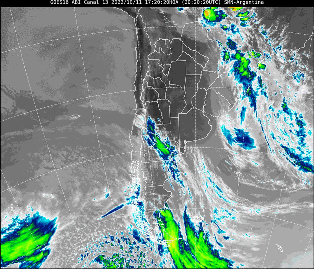 En la imagen satelital se observa la mayor parte del centro y norte argentino sin nubosidad.