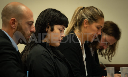 La defensa de Lourdes Seniquel comenzó a presentar sus pruebas en el juicio oral. La defensa de Lourdes Seniquel comenzó a presentar sus pruebas en el juicio oral.