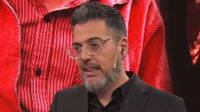 El mal momento de Rolando Barbano en el show de AC/DC: 