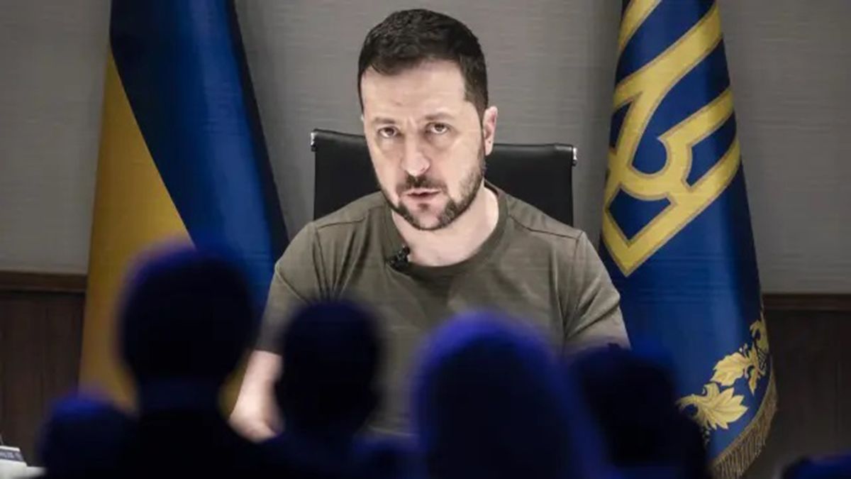 Volodimir Zelenski podría no ganar el Nobel de la Paz, ya que Ucrania respondió a la invasión rusa cobrándose vidas.