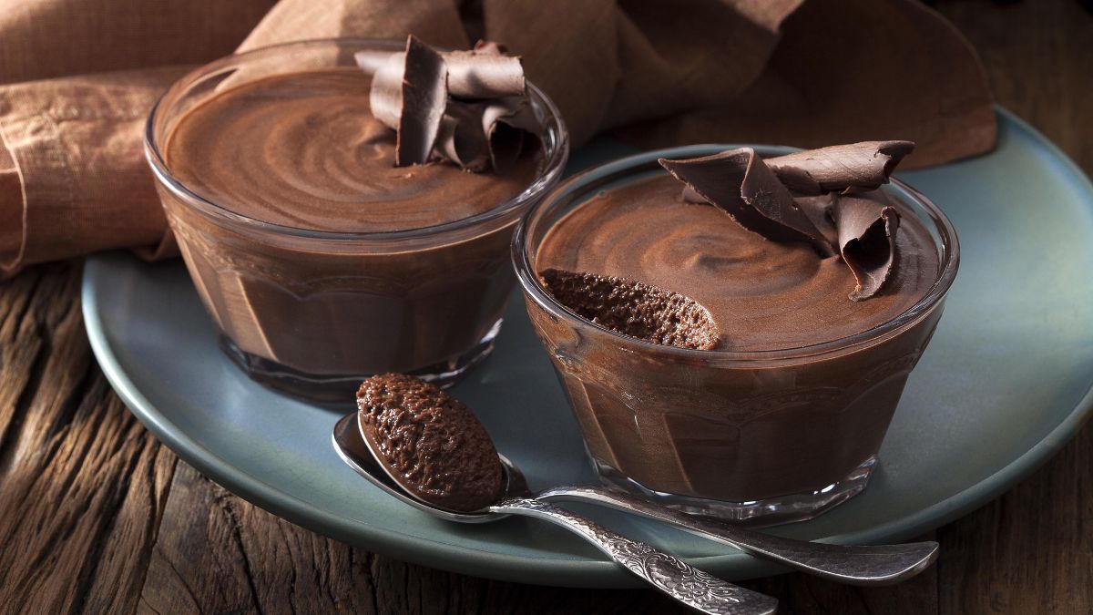 Un postre clásico en versión exprés: mousse de chocolate cremoso