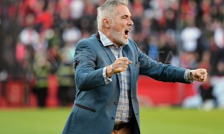 Sergio Rondina habló luego del triunfo del Club Atlético Colón ante Sarmiento de Junín y valoró la actitud del equipo de nunca darse por vencido. Sergio Rondina habló luego del triunfo del Club Atlético Colón ante Sarmiento de Junín y valoró la actitud del equipo de nunca darse por vencido.