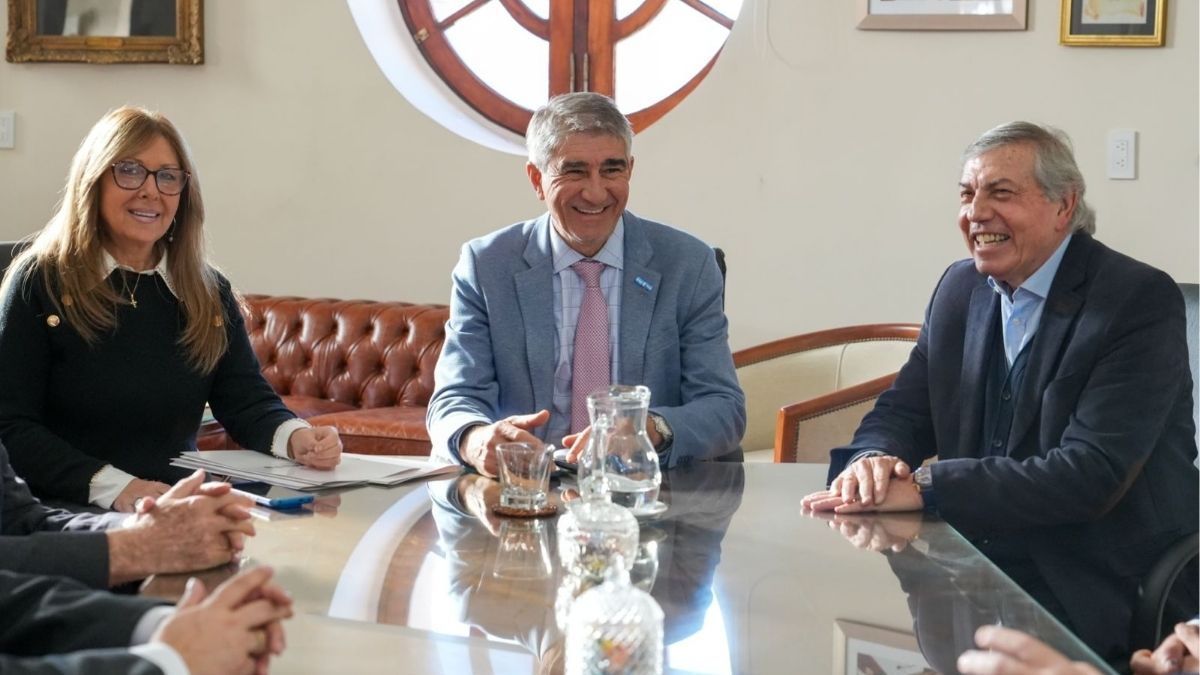 El convenio permitirá que actos administrativos y documentación emitida por organismos de control de personas jurídicas y registros públicos tengan plena validez en las tres provincias sin necesidad de legalizaciones extra.