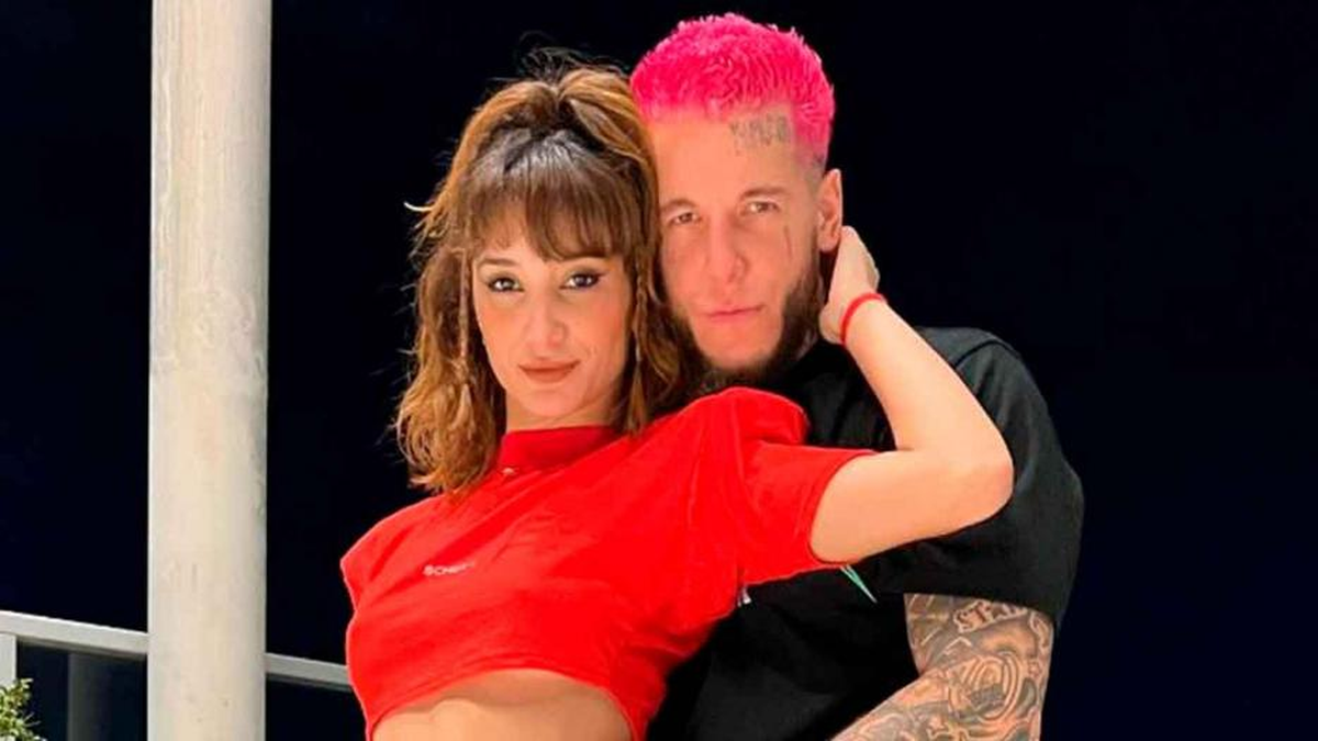 A mediados de agosto, cuando se encontraban disfrutando de sus vacaciones en Europa, Alex Caniggia y Melody Luz aprovecharon para ponerle fin al rumor de embarazo.