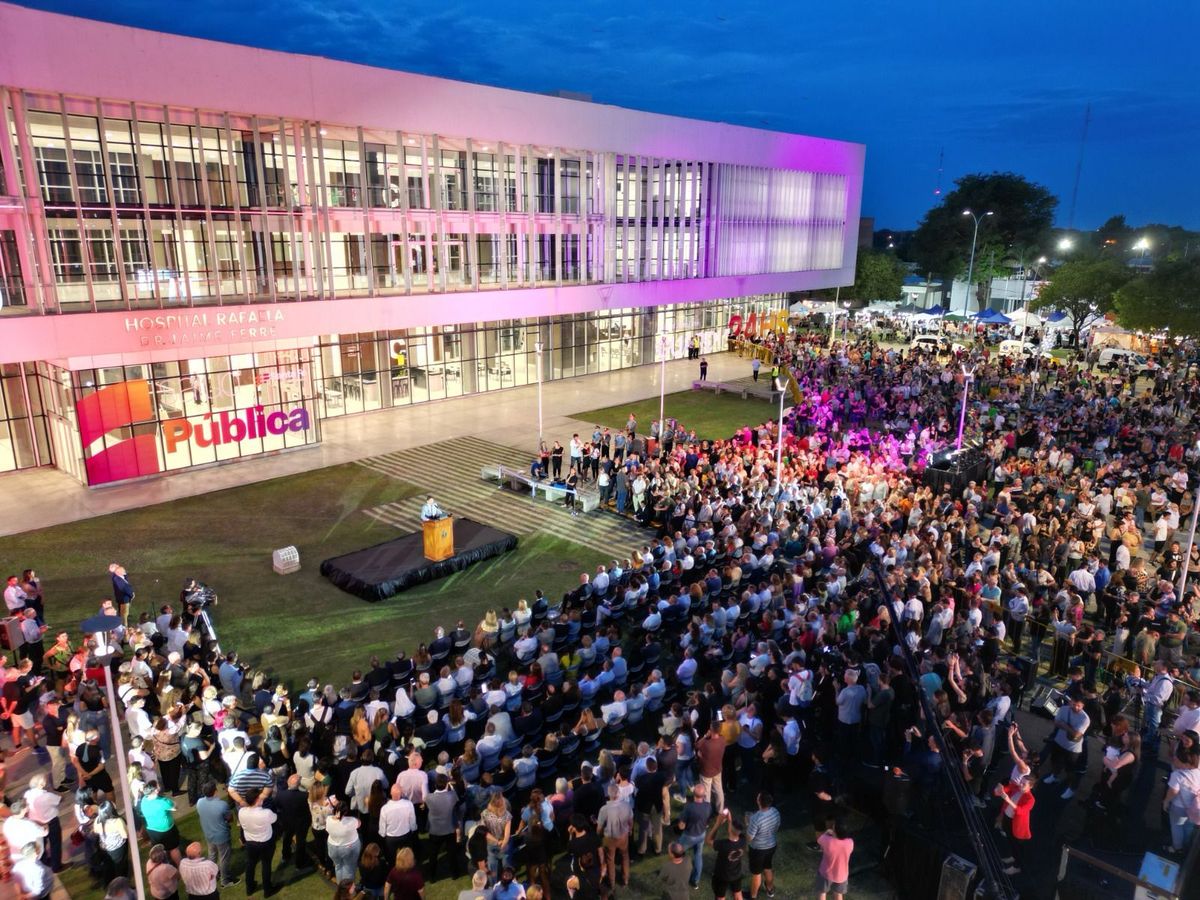 El nuevo edificio del Hospital Regional Dr. Jaime Ferré quedó inaugurado este viernes en Rafaela.
