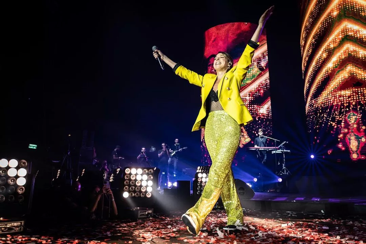 Florencia Bertotti en su show homenaje a los "20 años de floricienta". Florencia Bertotti en su show homenaje a los "20 años de floricienta".