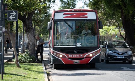 Empresarios de colectivos reclaman aumentos de las tarifas. Empresarios de colectivos reclaman aumentos de las tarifas.