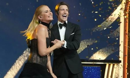 Valeria Mazza e Iván de Pineda conducirán la gala de los Martín Fierro de la Moda el 26 de abril. Valeria Mazza e Iván de Pineda conducirán la gala de los Martín Fierro de la Moda el 26 de abril.