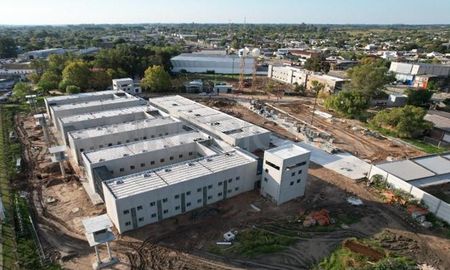 La construcción de la nueva Alcaidía de Santa Fe se inició en 2021 y ya está a punto de completarse. La construcción de la nueva Alcaidía de Santa Fe se inició en 2021 y ya está a punto de completarse.