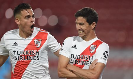 River superó a Arsenal y espera por Boca, el otro líder de la zona campeonato. River superó a Arsenal y espera por Boca, el otro líder de la zona campeonato.