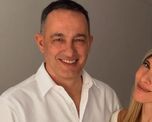 El periodista deportivo Fernando Carlos se casó con Verónica y mostró la libreta roja en sus redes sociales. El periodista deportivo Fernando Carlos se casó con Verónica y mostró la libreta roja en sus redes sociales.