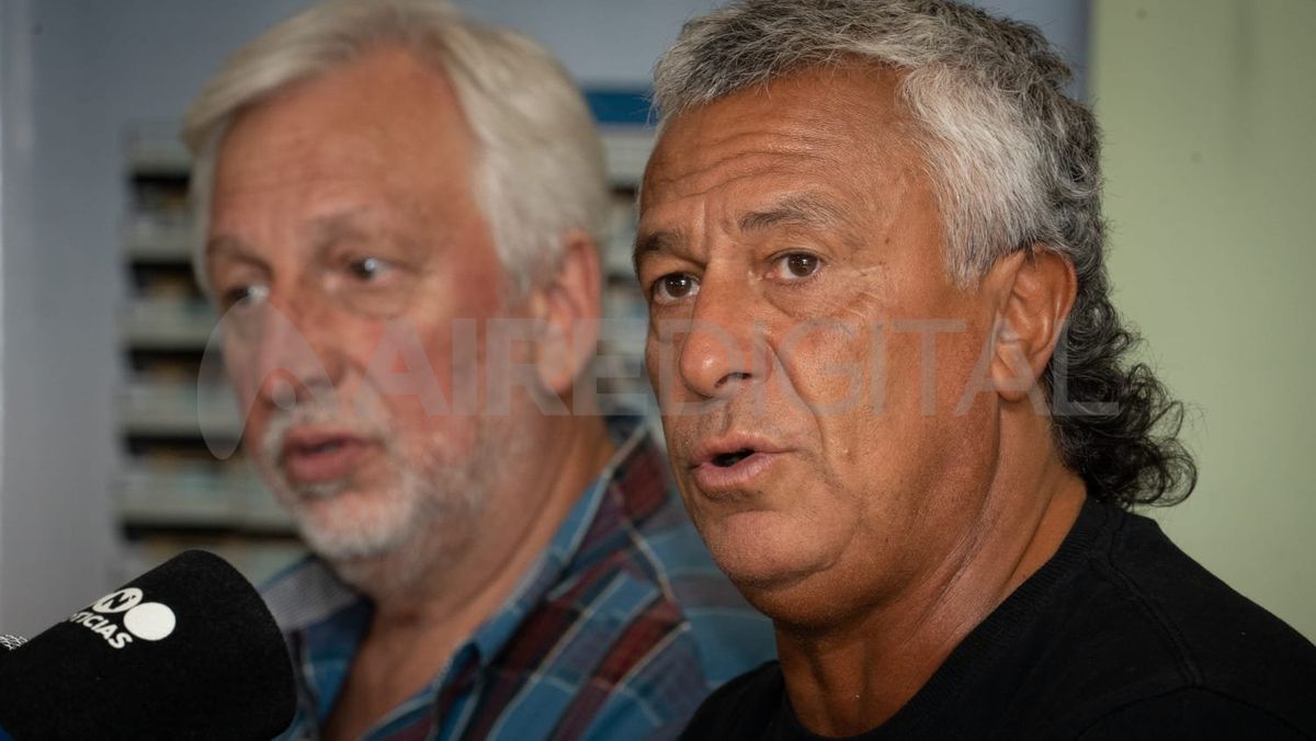 Pipo Gorosito fue presentado como flamante DT de Colón a fines de febrero de este año. Pipo Gorosito fue presentado como flamante DT de Colón a fines de febrero de este año.