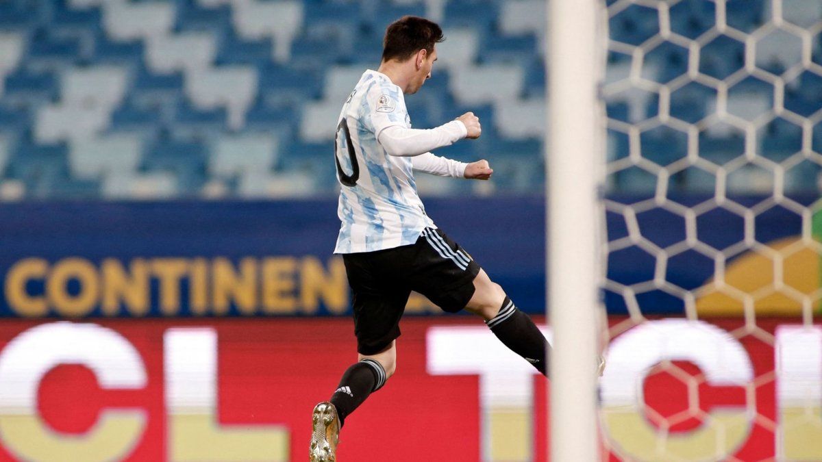 Copa América: Argentina derrota 4-1 a Bolivia y se asegura el primer puesto del Grupo A