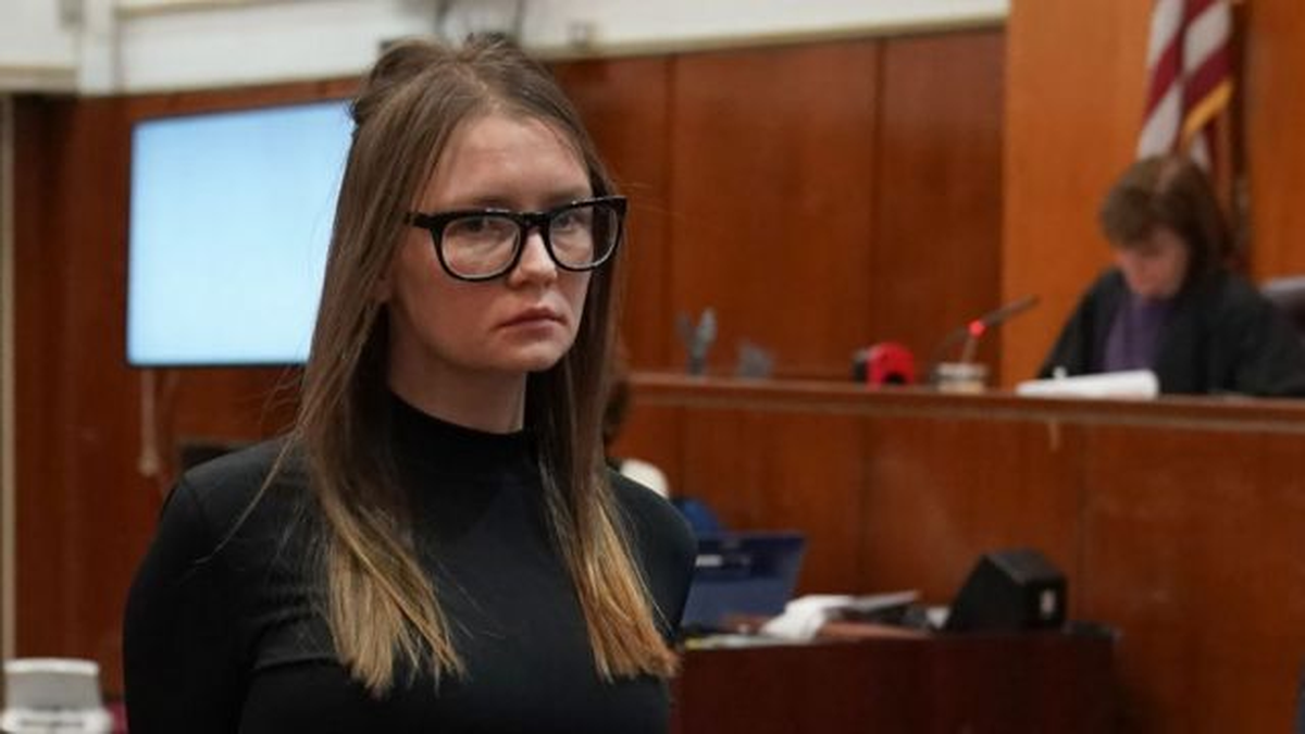 Anna Sorokin es una estafadora rusa-alemana condenada a prisión. 