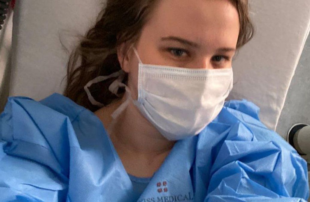 Brutal relato de una paciente de 25 años con coronavirus: Me inyectaron en la garganta para que no me ahogue