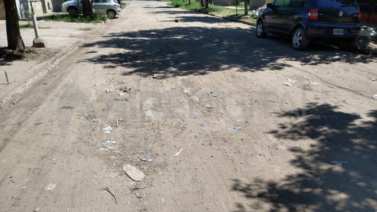 Los colectivos demoran entre media hora y 45 minutos para pasar por el barrio.