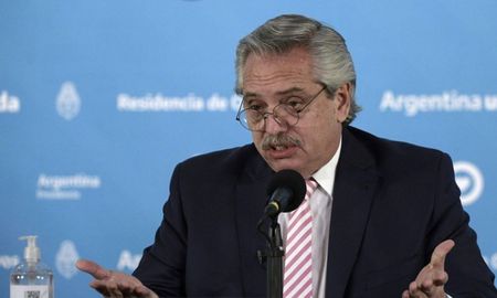 Alberto Fernández anunció la extensión de las restricciones vigentes para contener la propagación del coronavirus. Alberto Fernández anunció la extensión de las restricciones vigentes para contener la propagación del coronavirus.