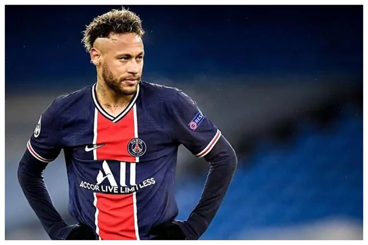 Neymar tiene contrato con el PSG hasta el 2027.