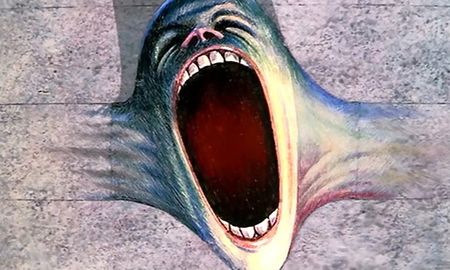 El 23 de mayo de 1982, en pleno Festival Internacional de Cine de Cannes, se estrenó The Wall, la película de Alan Parker basada en el disco homónimo de Pink Floyd. El 23 de mayo de 1982, en pleno Festival Internacional de Cine de Cannes, se estrenó The Wall, la película de Alan Parker basada en el disco homónimo de Pink Floyd.
