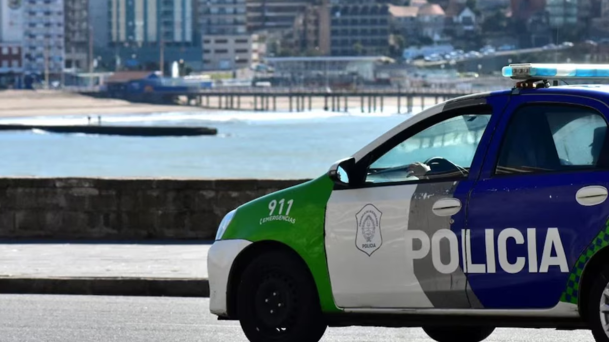 El detenido, con antecedentes penales, sometía a mujeres mediante violencia, amenazas y suministro de drogas, obligándolas a prostituirse en distintos domicilios.