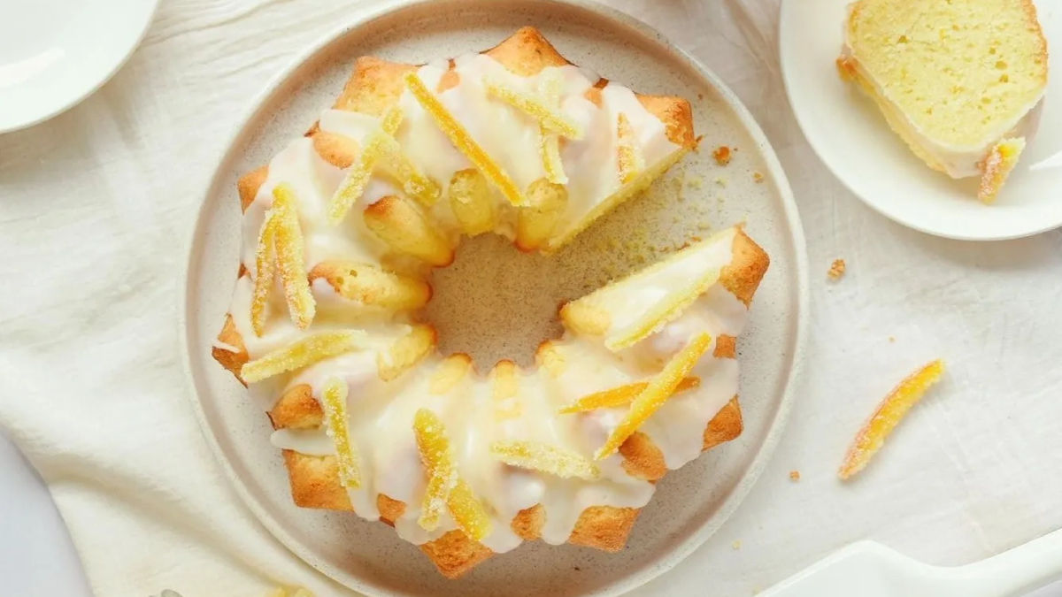 Torta de limón con harina leudante en solo 4 pasos: la receta fácil para hacer un postre rico y esponjoso