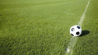 Coronavirus y fútbol en Santa Fe: las autoridades piden cambiar el horario de los clásicos para evitar festejos