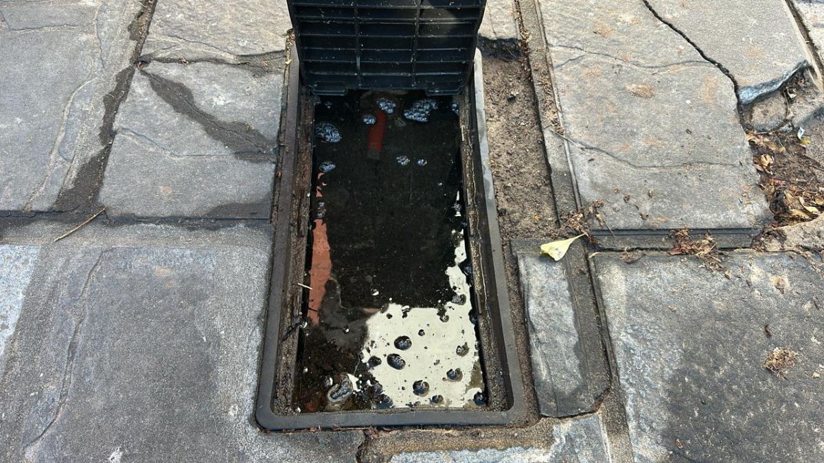 Vecinos de barrio Sur denuncian que aumentaron los robos de medidores y cables. Vecinos de barrio Sur denuncian que aumentaron los robos de medidores y cables.