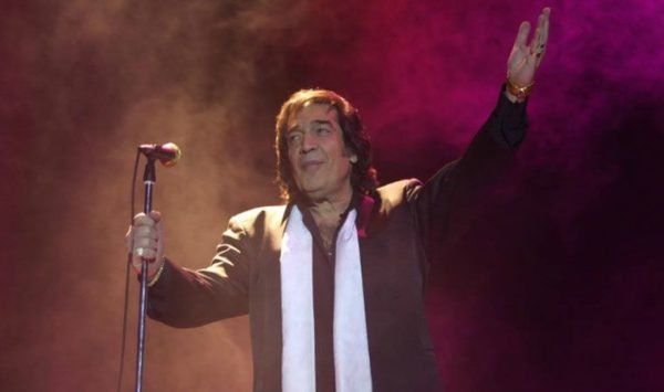 Por siempre “Cacho de Buenos Aires”: el cantautor es velado en la Legislatura porteña