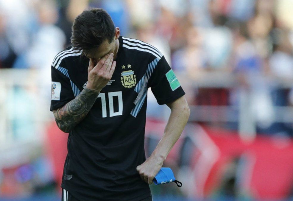 Oscar Mangione: “Messi se siente en deuda con la Selección”