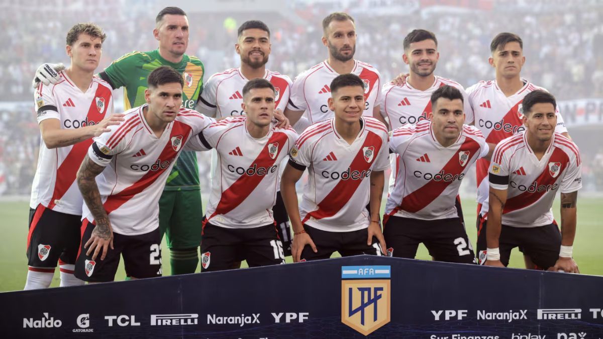 La derrota del Xeneize ante Racing dejó a River sin chances de Copa Libertadores.