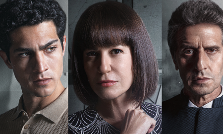 Entre intrigas Emilio intentará descifrar quién es el asesino y cuáles fueron sus causas, mientras se prepara para ser el nuevo líder del país. La serie de 8 capítulos se estrenará globalmente el 13 de agosto. Entre intrigas Emilio intentará descifrar quién es el asesino y cuáles fueron sus causas, mientras se prepara para ser el nuevo líder del país. La serie de 8 capítulos se estrenará globalmente el 13 de agosto.