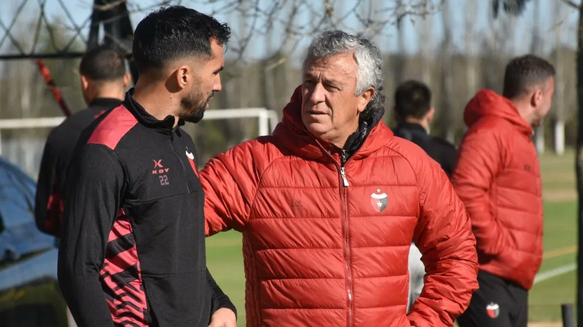 Néstor Gorosito habló de todos los temas mientras lleva a cabo la pretemporada.