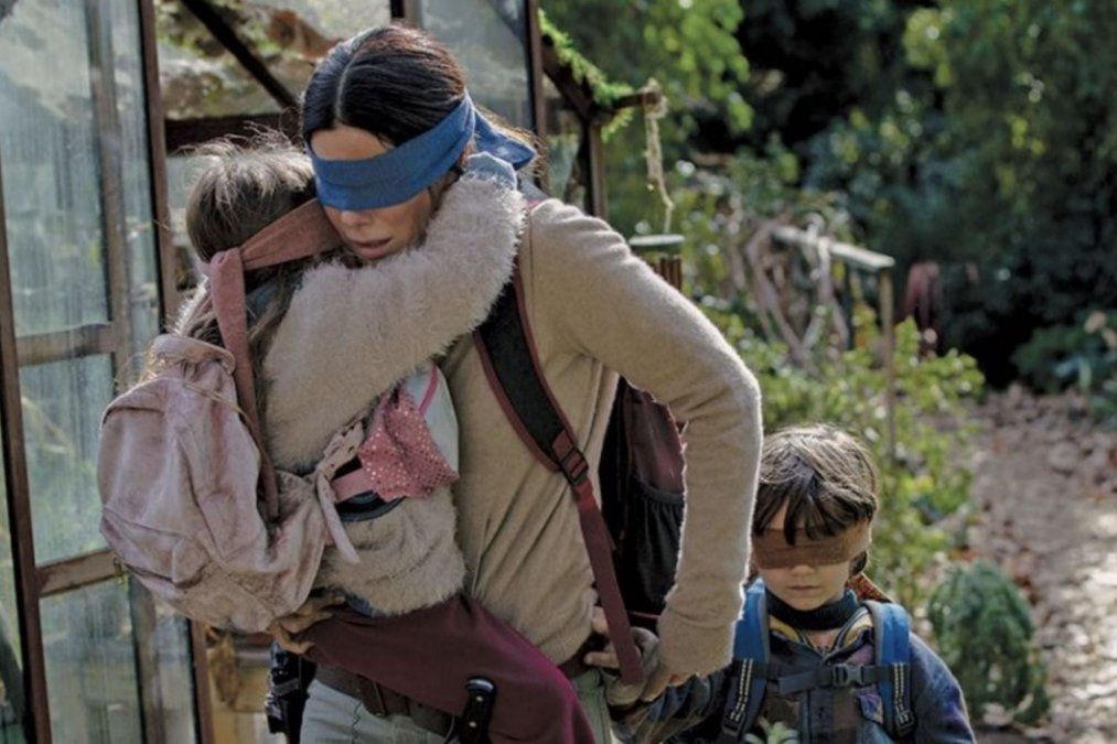 Bird Box está basada en una novela escrita por Josh Malerman.
