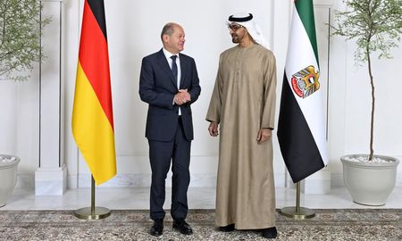 Alemania acordó con Emiratos Árabes Unidos la provisión de gas y gasoil. Alemania acordó con Emiratos Árabes Unidos la provisión de gas y gasoil.